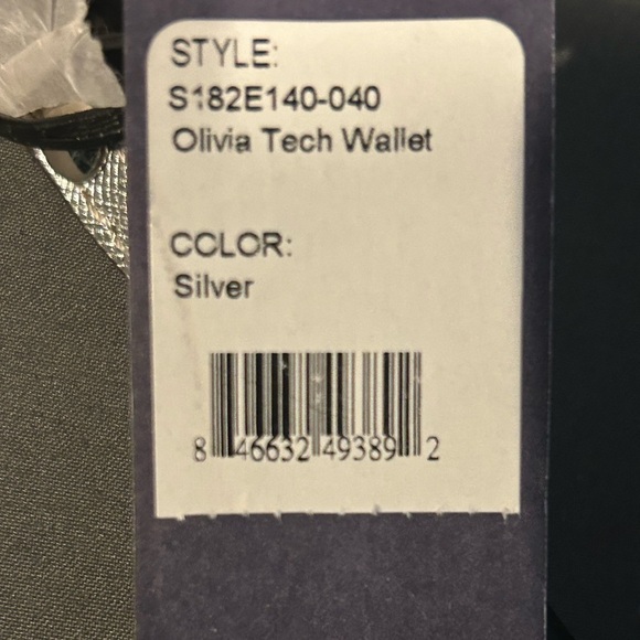 Rebecca Minkoff Metallic Silver Wristlet Olivia Tech NWT Style: S182E140-140 - Picture 10 of 11